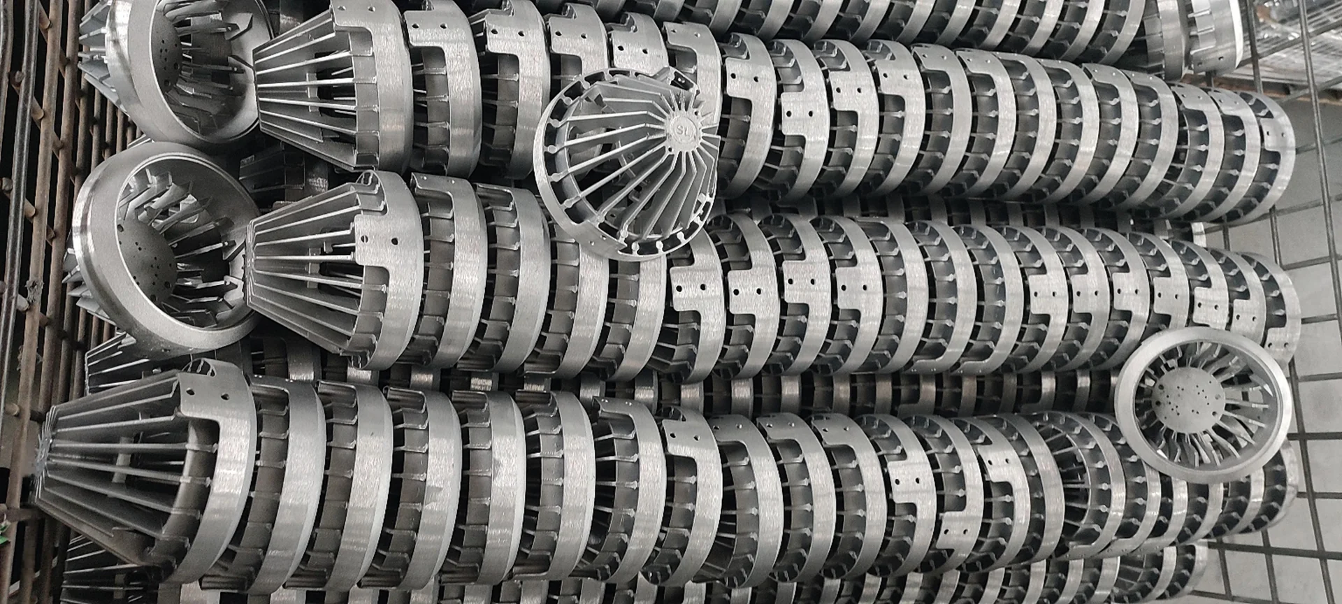 Die & Gravity Casting - Die & Gravity Casting