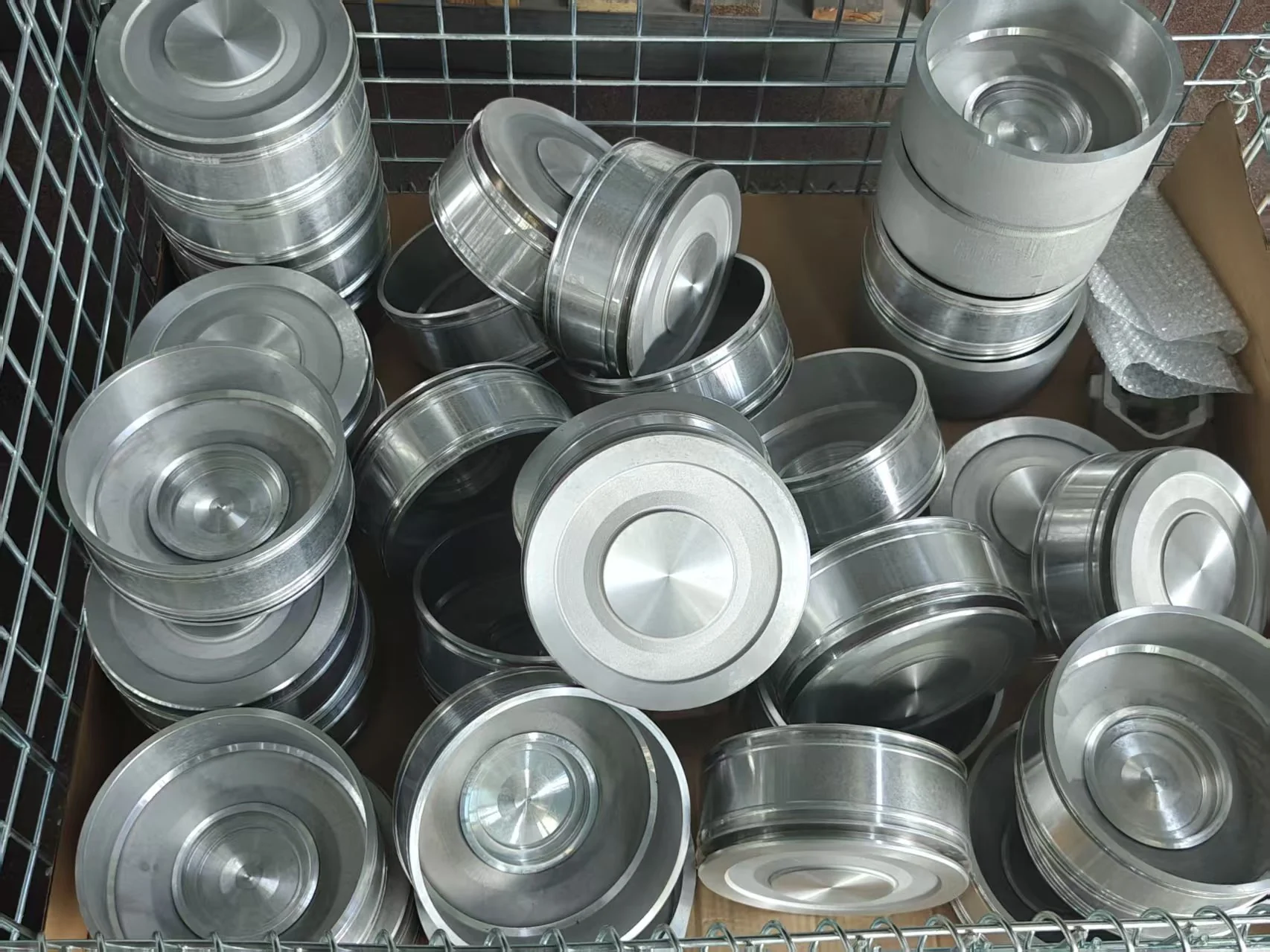 Die & Gravity Casting - Die & Gravity Casting