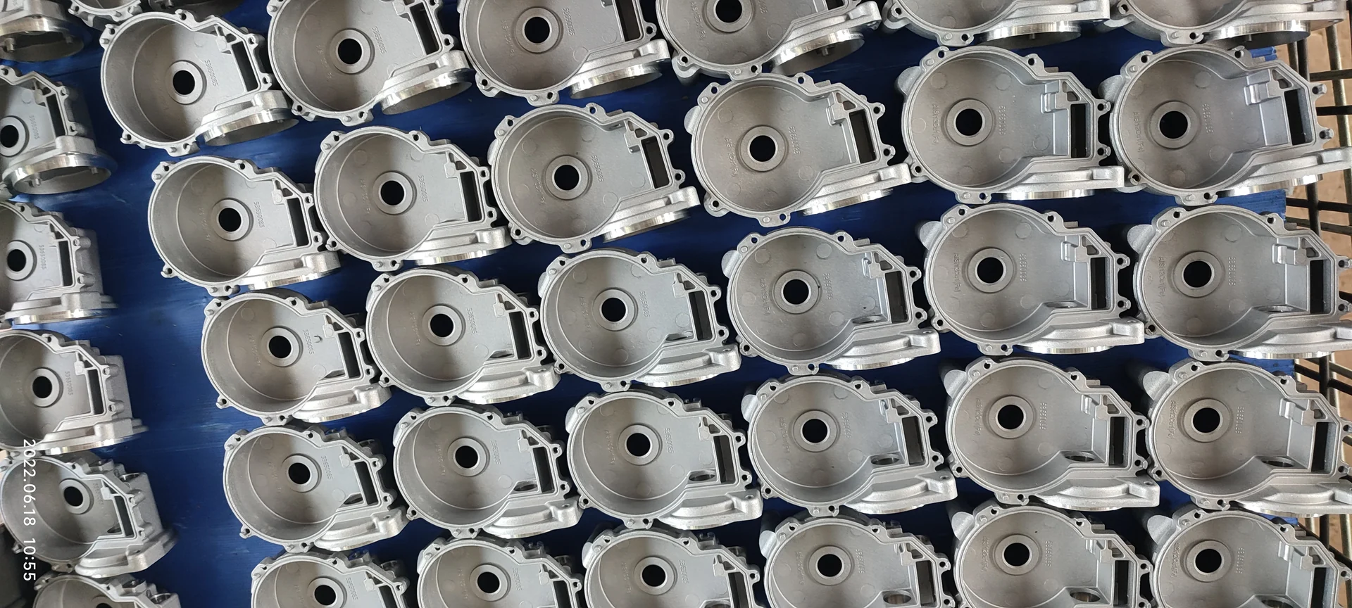 Die & Gravity Casting - Die & Gravity Casting