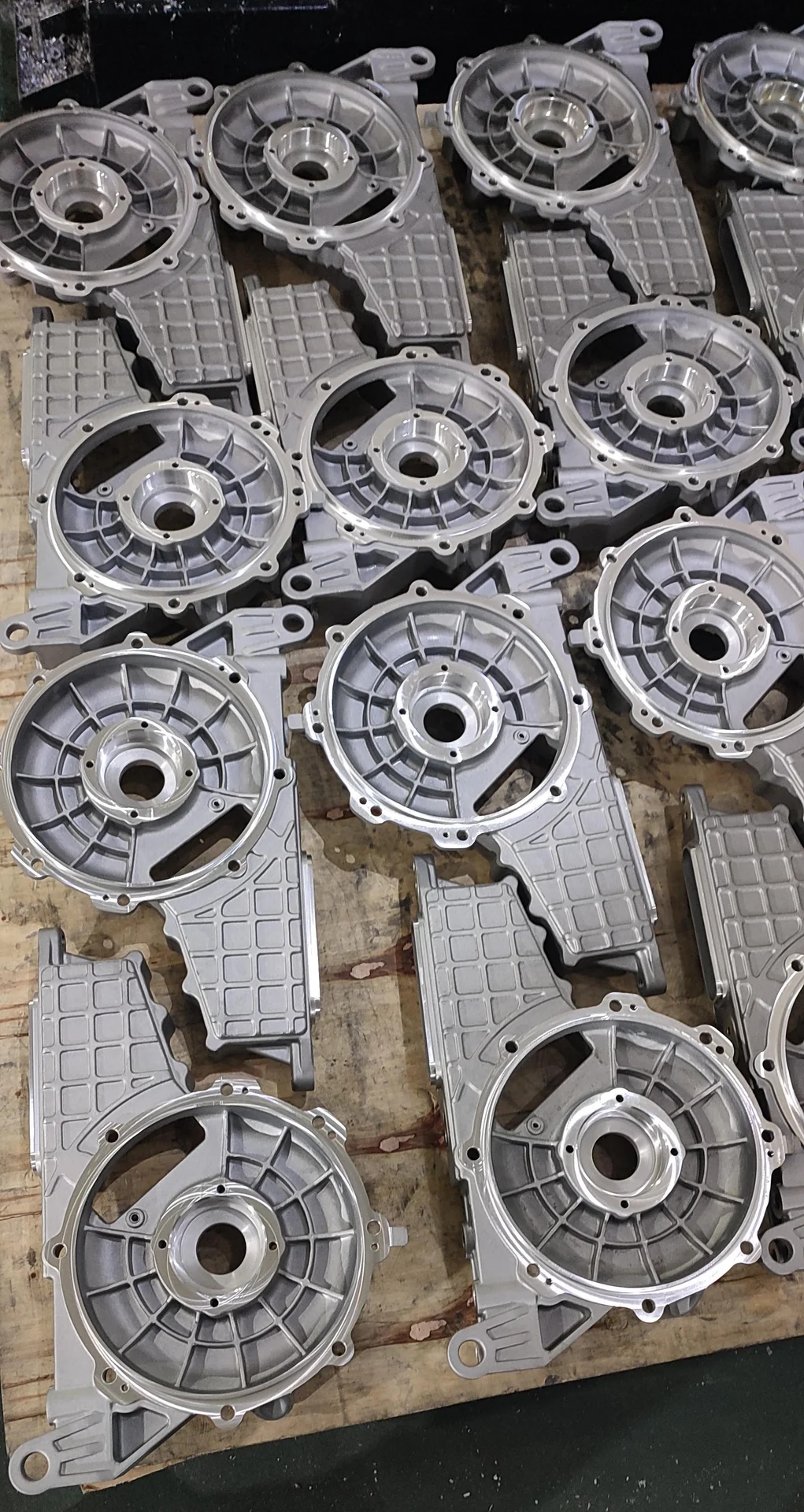 Die & Gravity Casting - Die & Gravity Casting